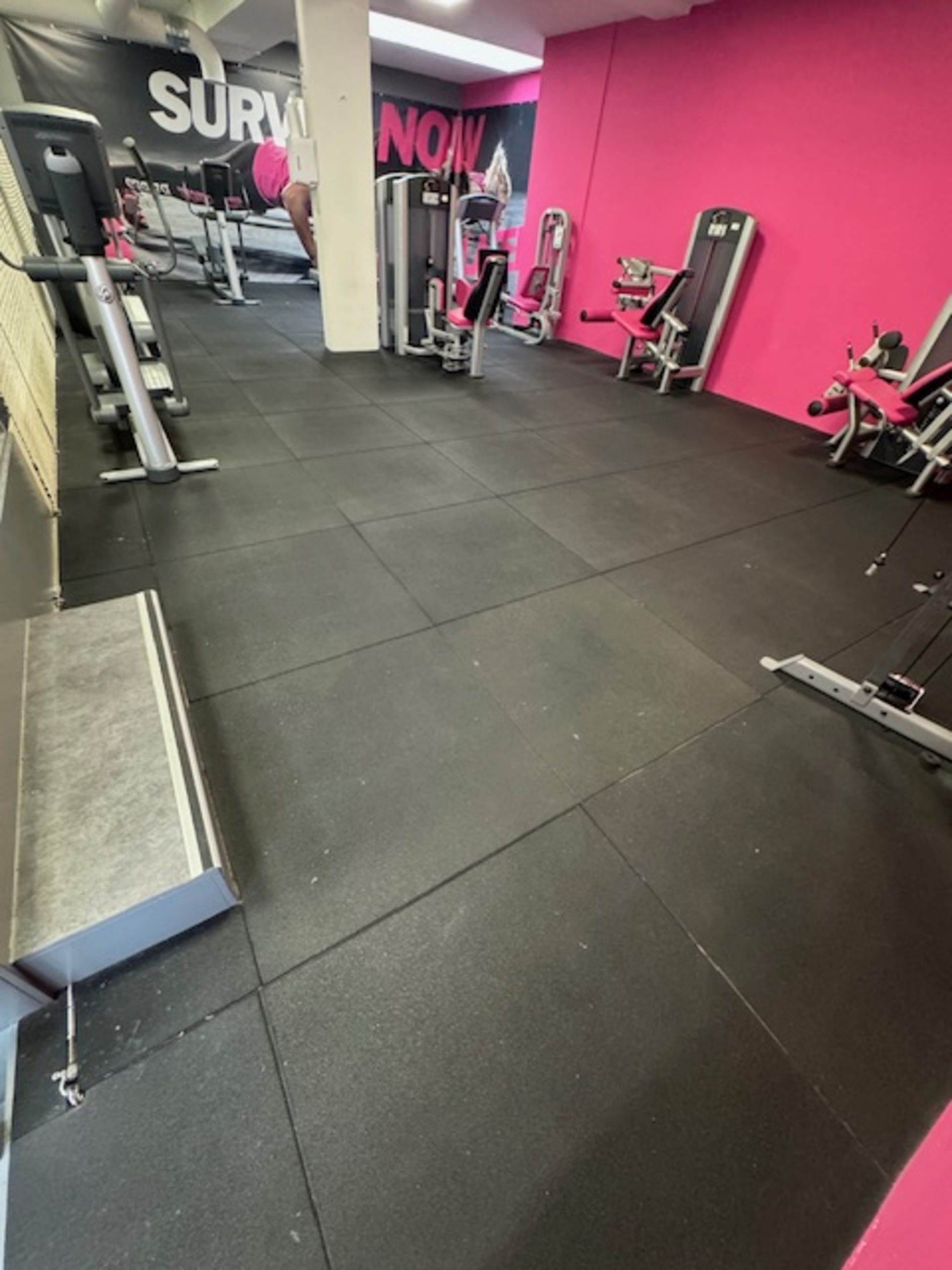 Ca. 80m2 Fitnessvloer, zwart